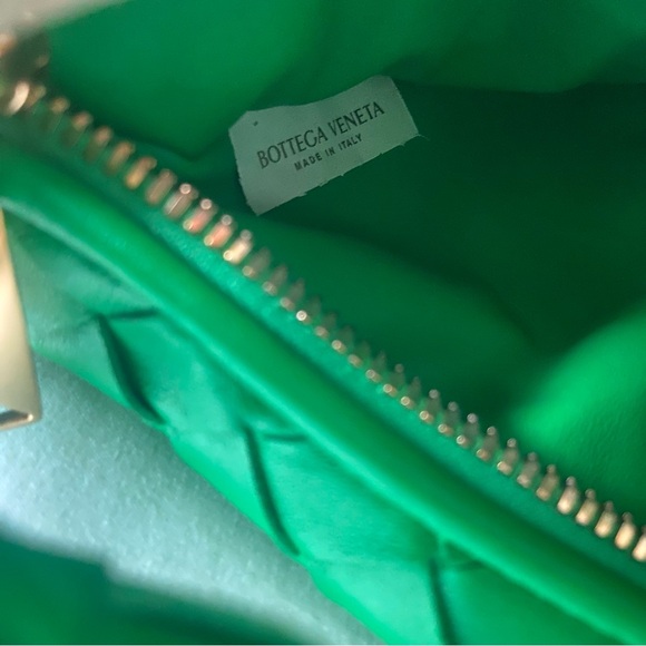 100% Authentic Bottega Veneta Mini Jodie - Picture 9 of 16